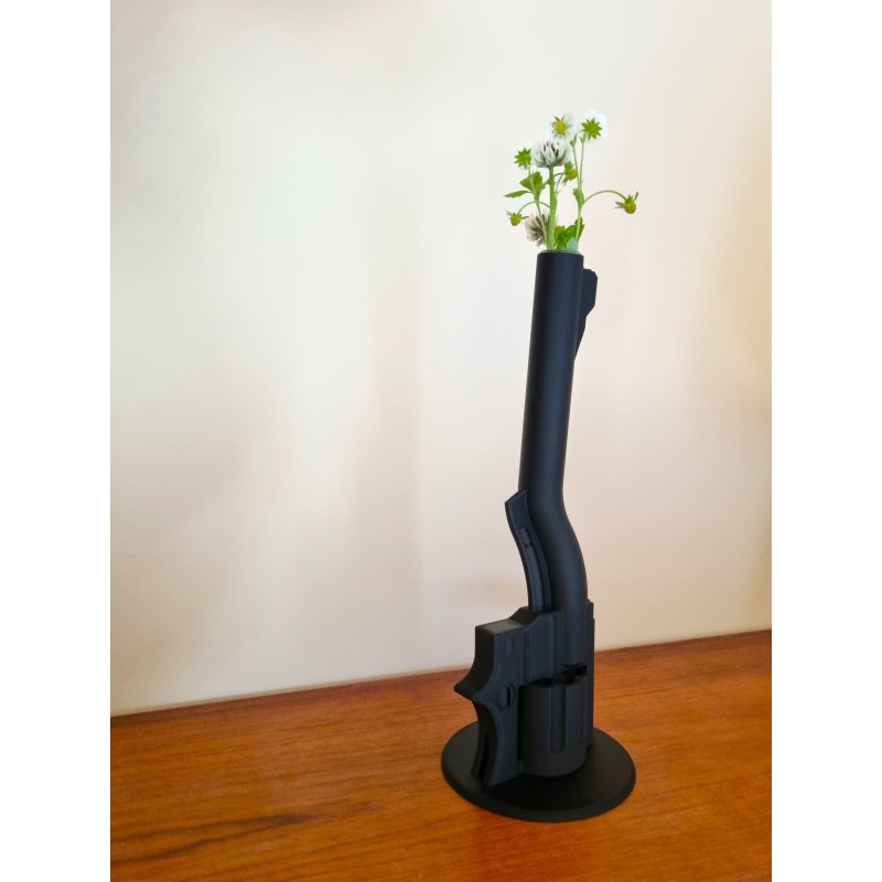 Vase "Peace maker" Vase "Peace maker"